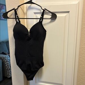 ANWND Black Shaping Bodysuit